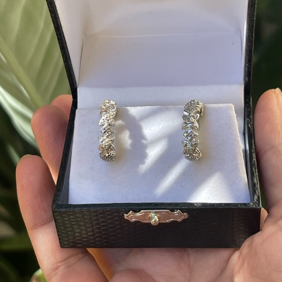 Solid sterling silver drop earrings - Picture 6 of 8